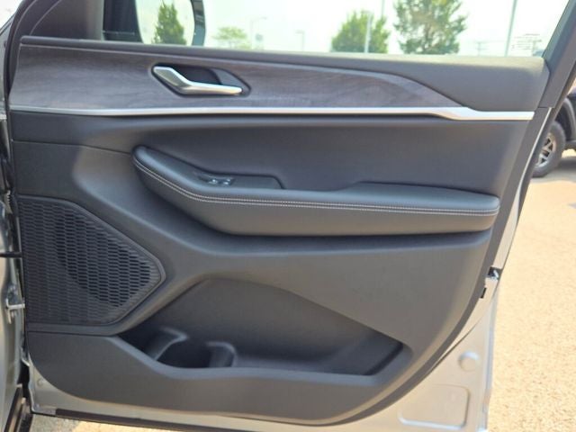 2025 Jeep Grand Cherokee L GRAND CHEROKEE L LIMITED 4X4