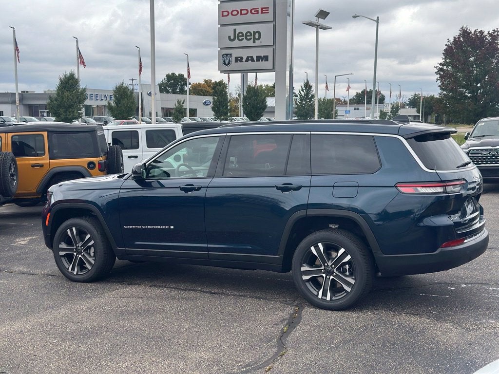2027 Jeep Grand Cherokee L Limited