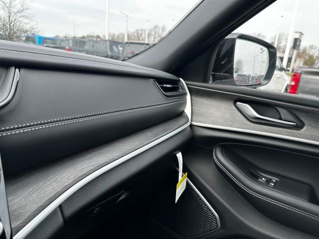 2026 Jeep Grand Cherokee L GRAND CHEROKEE L LIMITED RESERVE 4X4