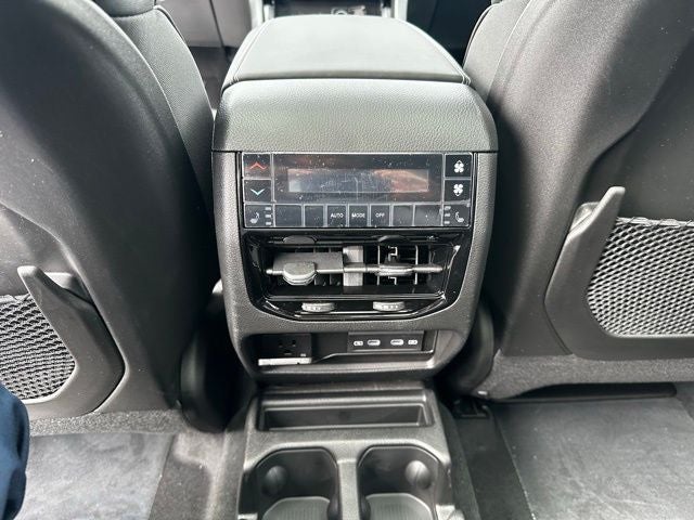 2026 Jeep Grand Cherokee L GRAND CHEROKEE L LIMITED RESERVE 4X4