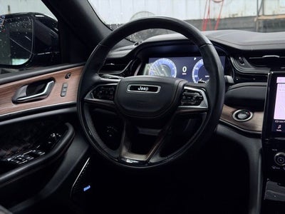 2022 Jeep Grand Cherokee L Summit 4x4