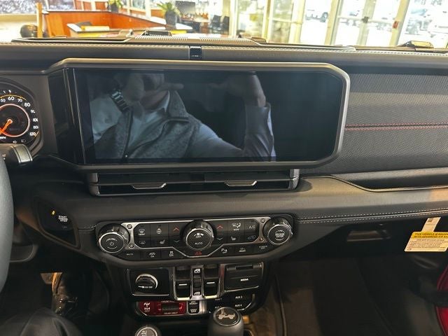 2026 Jeep Wrangler WRANGLER 4-DOOR MOAB 392