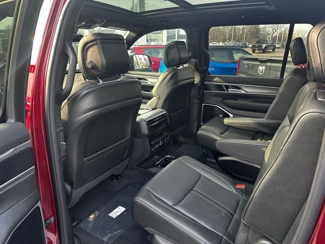 2026 Jeep Grand Wagoneer GRAND WAGONEER LIMITED ALTITUDE 4X4