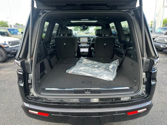 2026 Jeep Grand Wagoneer GRAND WAGONEER SUMMIT OBSIDIAN 4X4