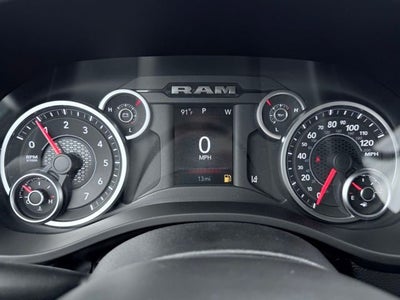 2026 RAM 1500 RAM 1500 TRADESMAN QUAD CAB 4X4 6'4' BOX