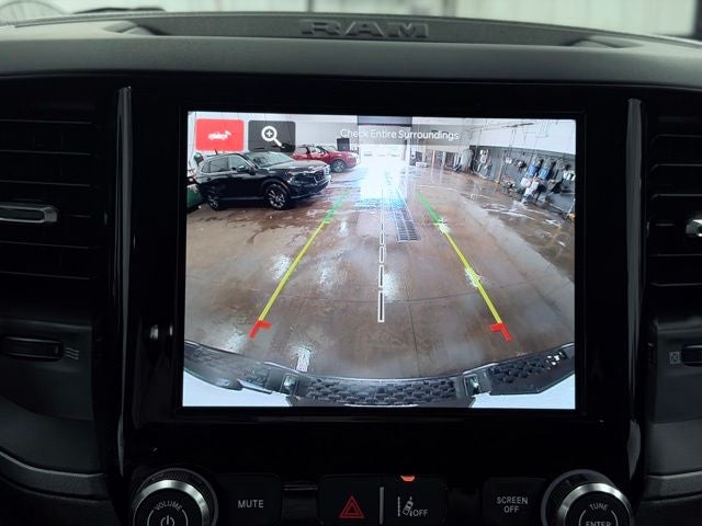 2026 RAM 1500 RAM 1500 TRADESMAN QUAD CAB 4X4 6'4' BOX