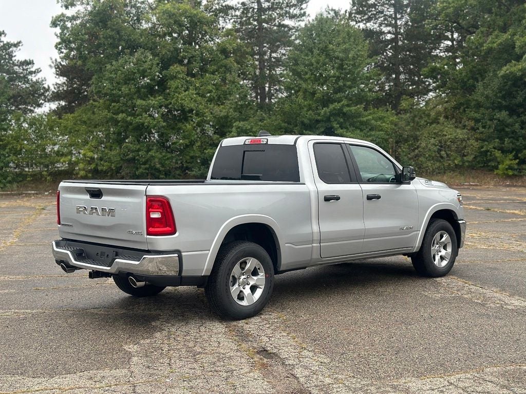 2027 RAM 1500 Big Horn/Lone Star