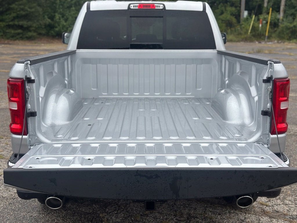 2027 RAM 1500 Big Horn/Lone Star