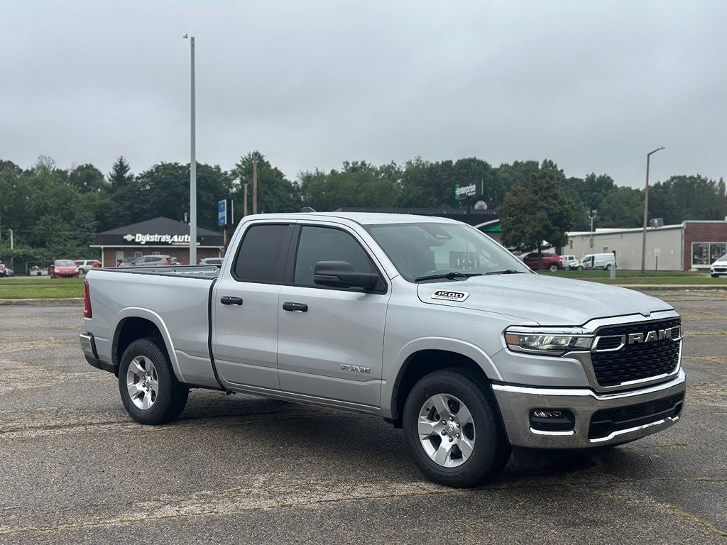 2027 RAM 1500 Big Horn/Lone Star