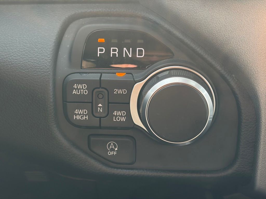 2025 RAM 1500 Big Horn Crew Cab 4x4 5'7' Box