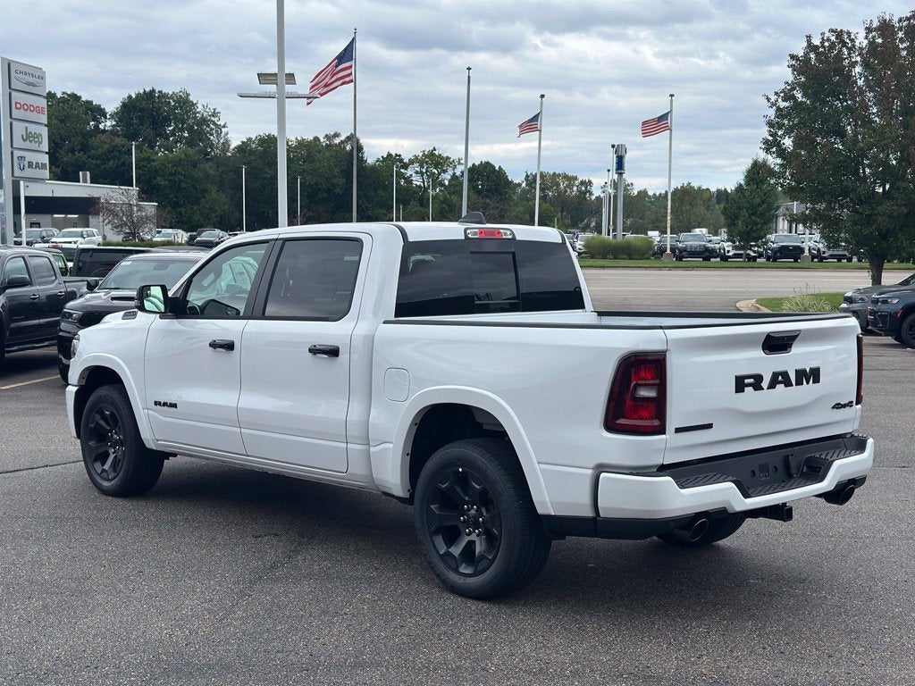 2027 RAM 1500 Big Horn/Lone Star