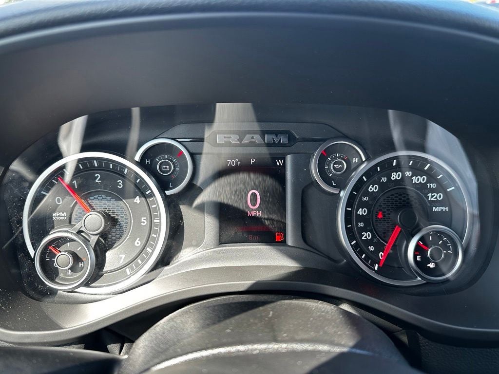 2027 RAM 1500 Big Horn/Lone Star