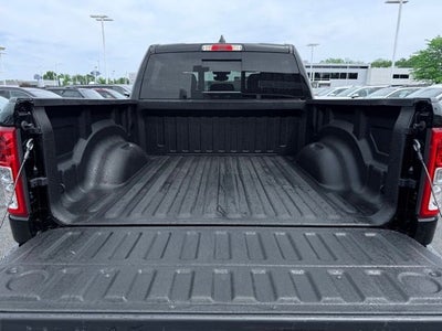 2024 RAM 1500 Big Horn Crew Cab 4x4 5'7' Box