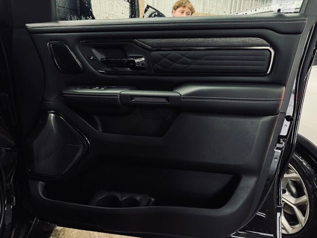 2026 RAM 1500 RAM 1500 LIMITED CREW CAB 4X4 5'7' BOX