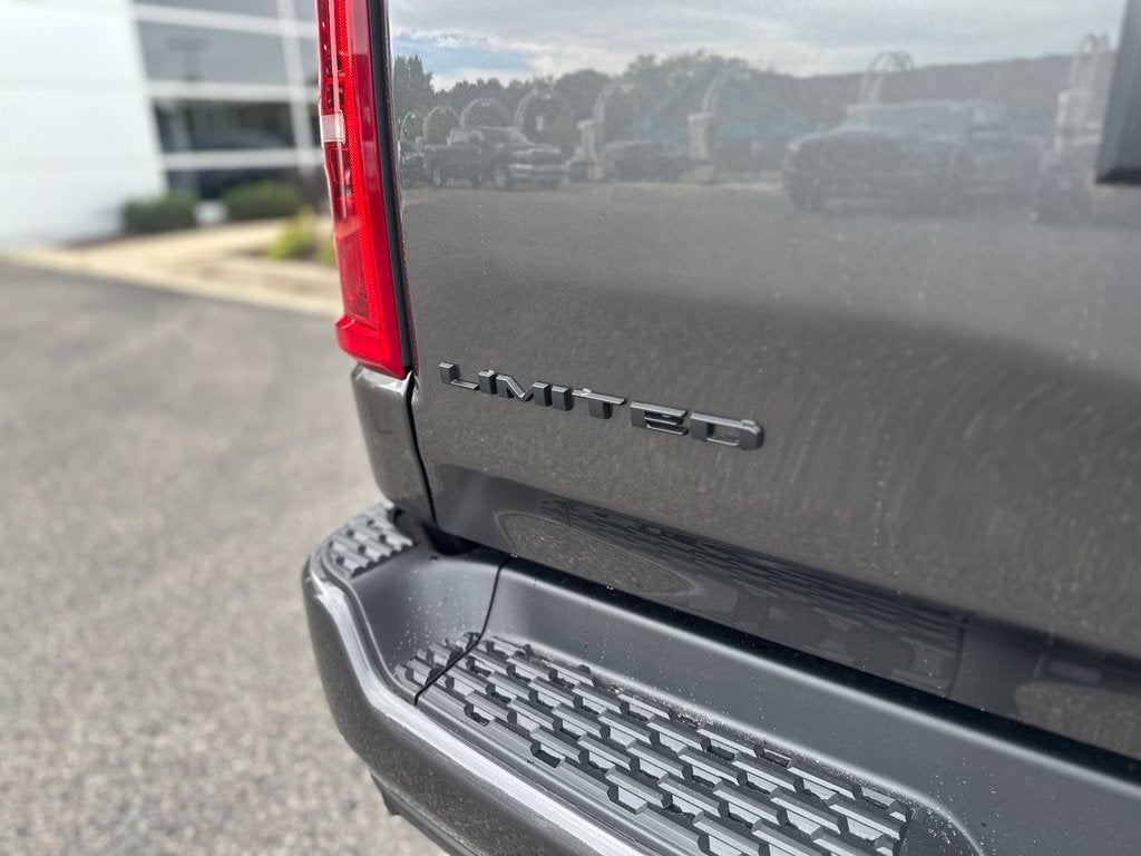 2027 RAM 1500 Limited