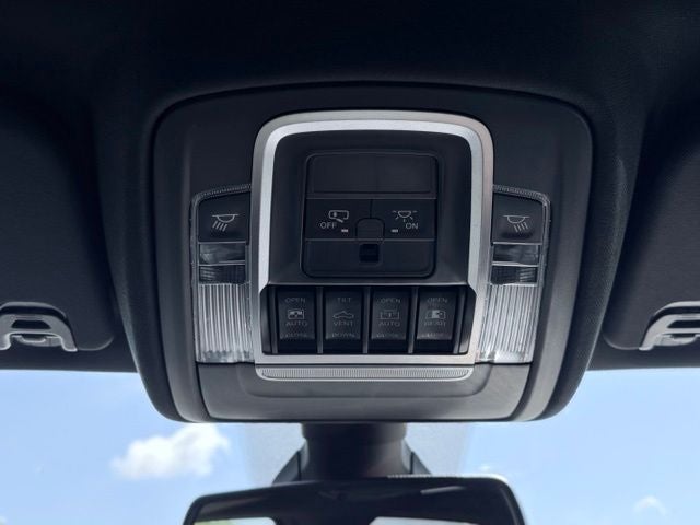 2019 RAM 1500 Rebel Crew Cab 4x4 5'7' Box