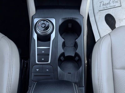 2022 Ford Escape Hybrid Titanium Hybrid