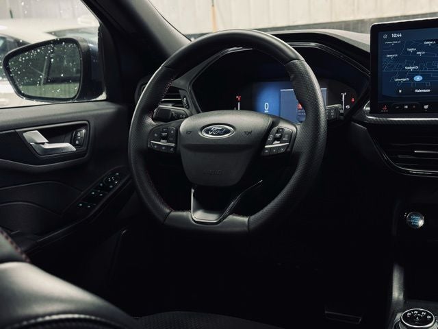 2024 Ford Escape Hybrid ST-Line Select
