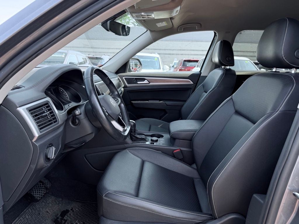 2021 Volkswagen Atlas 3.6L V6 SE w/Technology