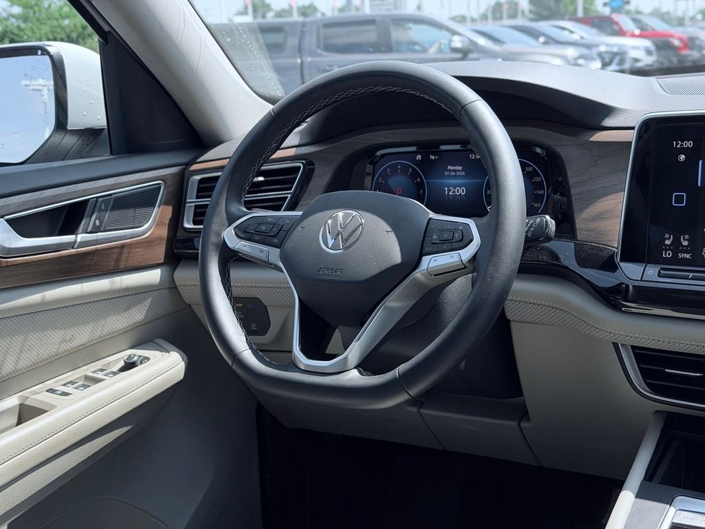 2024 Volkswagen Atlas 2.0T SE