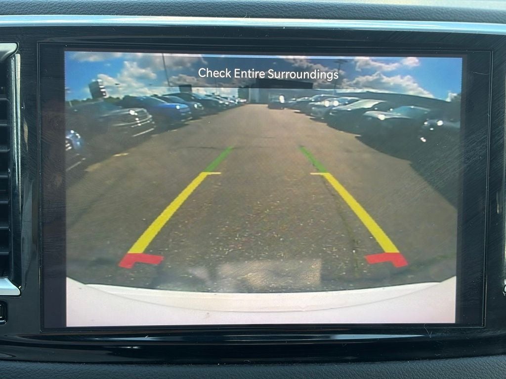 2025 Chrysler Pacifica Select * Certified Pre-Owned *