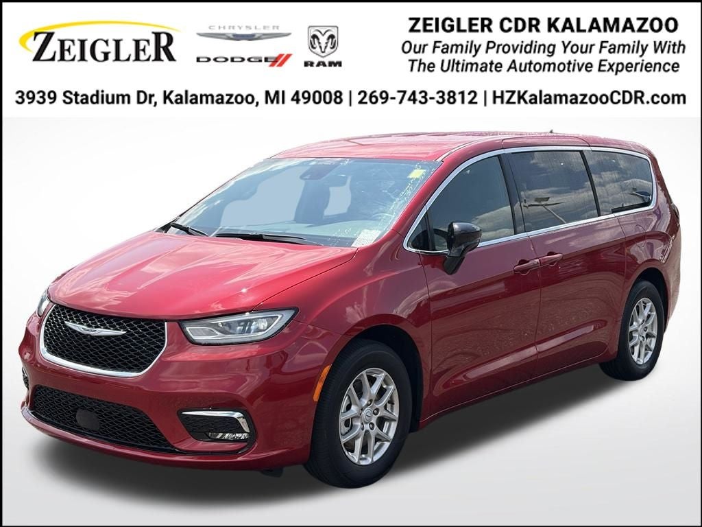 2025 Chrysler Pacifica Select