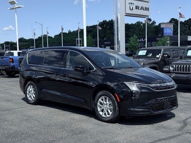 2027 Chrysler Pacifica PACIFICA SELECT