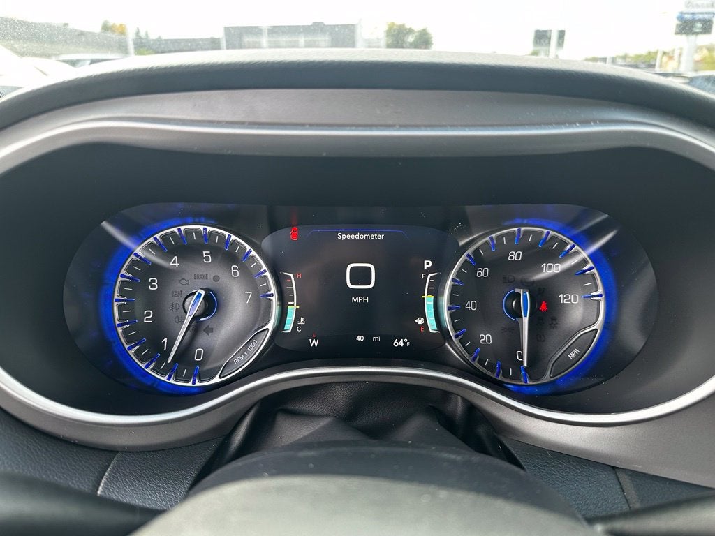 2027 Chrysler Pacifica LX