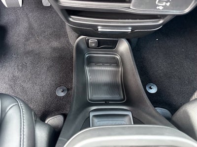 2027 Chrysler Pacifica LX