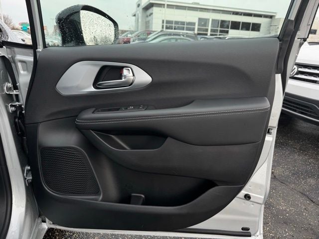 2026 Chrysler Pacifica PACIFICA LIMITED AWD