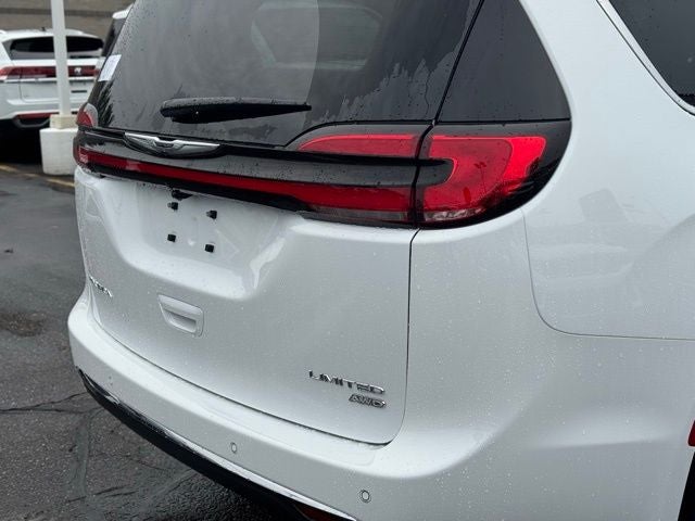 2026 Chrysler Pacifica PACIFICA LIMITED AWD