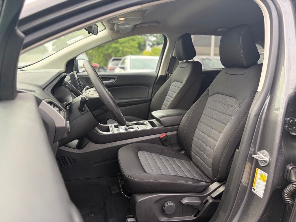 2023 Ford Edge SE