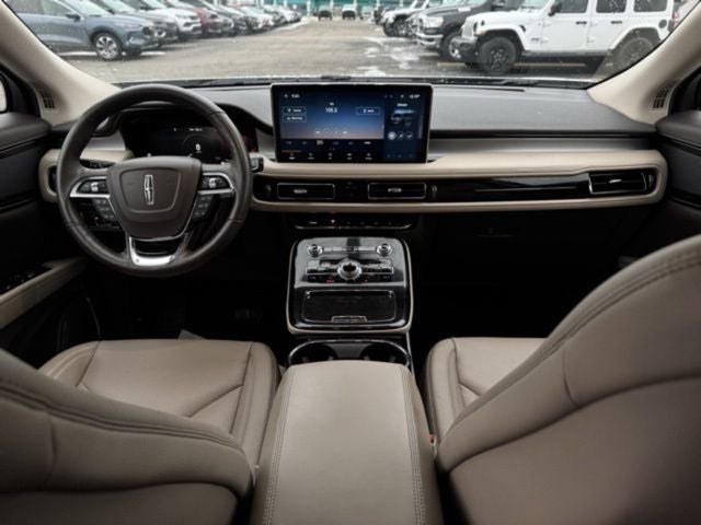 2022 Lincoln Nautilus Standard