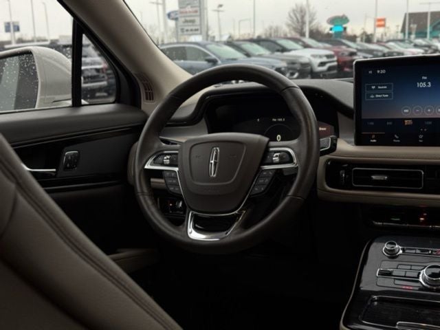 2022 Lincoln Nautilus Standard