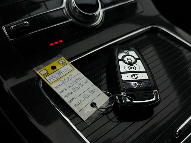 2023 Lincoln Nautilus Reserve