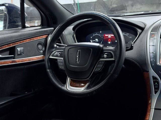 2019 Lincoln Nautilus Reserve
