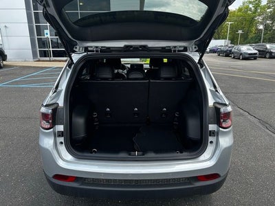 2025 Jeep Compass COMPASS LIMITED 4X4