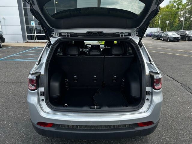 2025 Jeep Compass COMPASS LIMITED 4X4