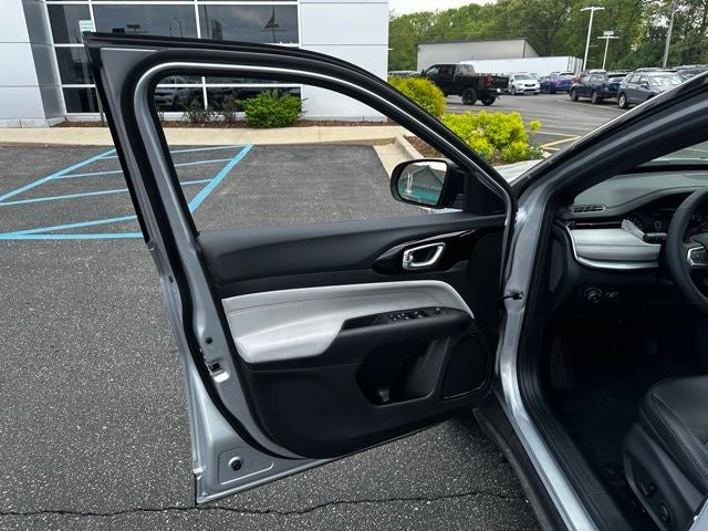 2025 Jeep Compass COMPASS LIMITED 4X4