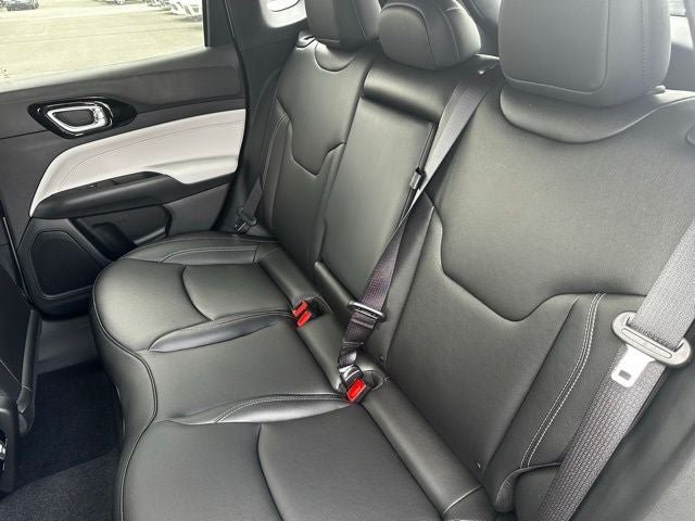 2025 Jeep Compass COMPASS LIMITED 4X4