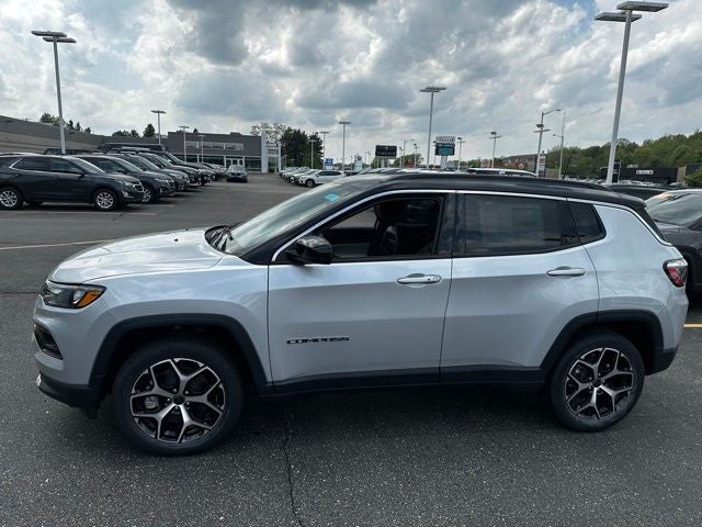 2025 Jeep Compass COMPASS LIMITED 4X4
