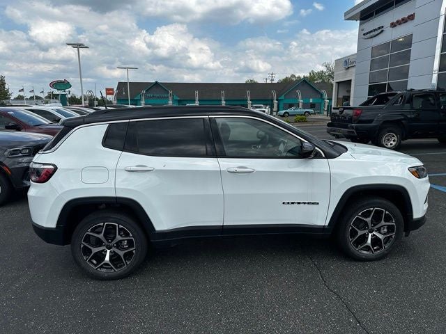 2025 Jeep Compass COMPASS LIMITED 4X4