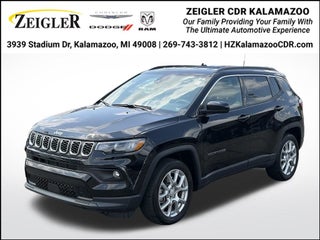 2024 Jeep Compass Latitude Lux * Certified Pre-Owned *