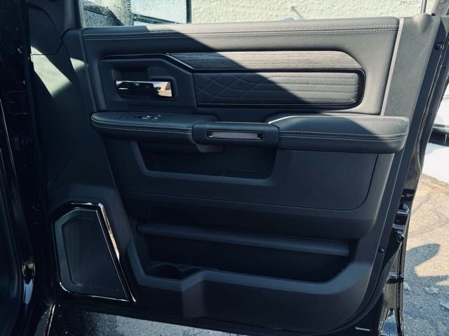 2026 RAM 2500 RAM 2500 LIMITED CREW CAB 4X4 6'4' BOX