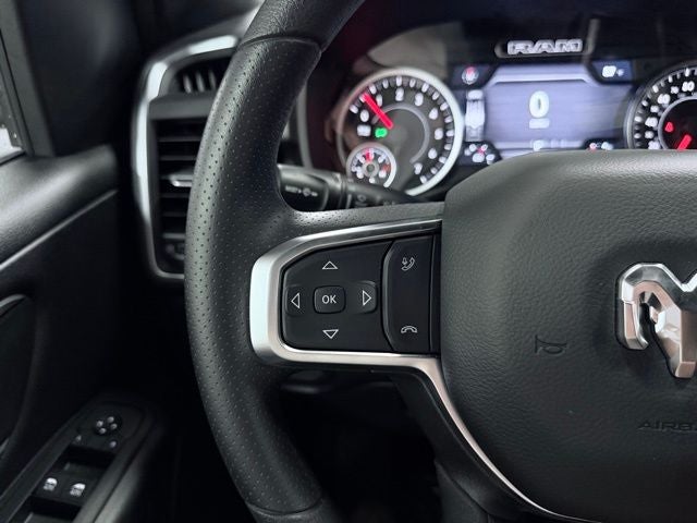 2026 RAM 1500 RAM 1500 EXPRESS CREW CAB 4X4 5'7' BOX