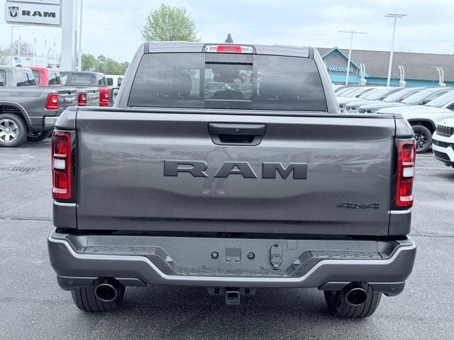 2026 RAM 1500 RAM 1500 EXPRESS CREW CAB 4X4 5'7' BOX