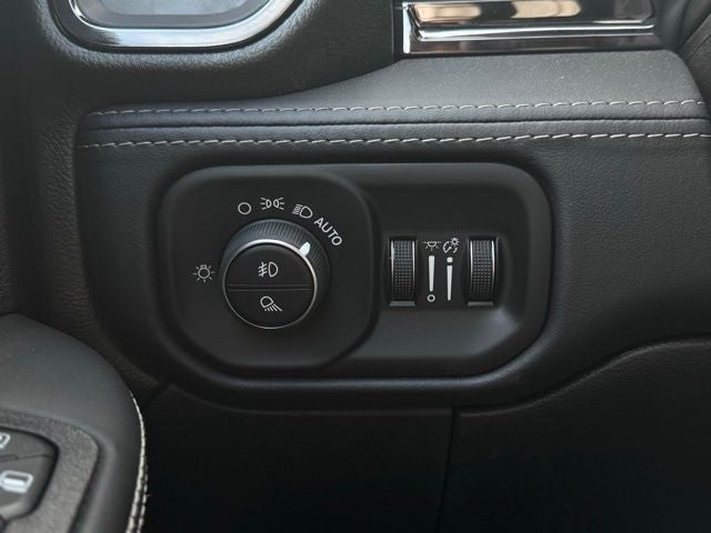 2026 RAM 2500 RAM 2500 LIMITED CREW CAB 4X4 6'4' BOX