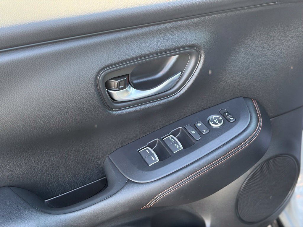2025 Honda HR-V Sport - Photo 16
