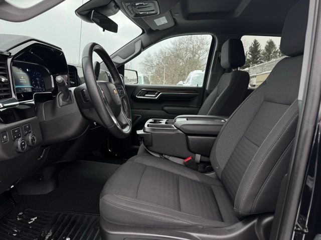 2023 Chevrolet Silverado 1500 4WD Crew Cab Short Bed LT with 2FL