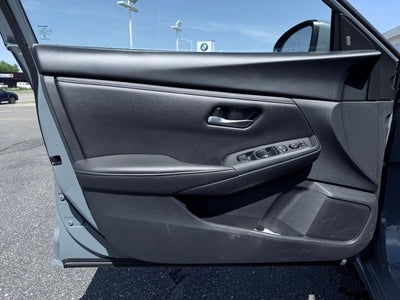 2024 Nissan Sentra SV Xtronic CVT
